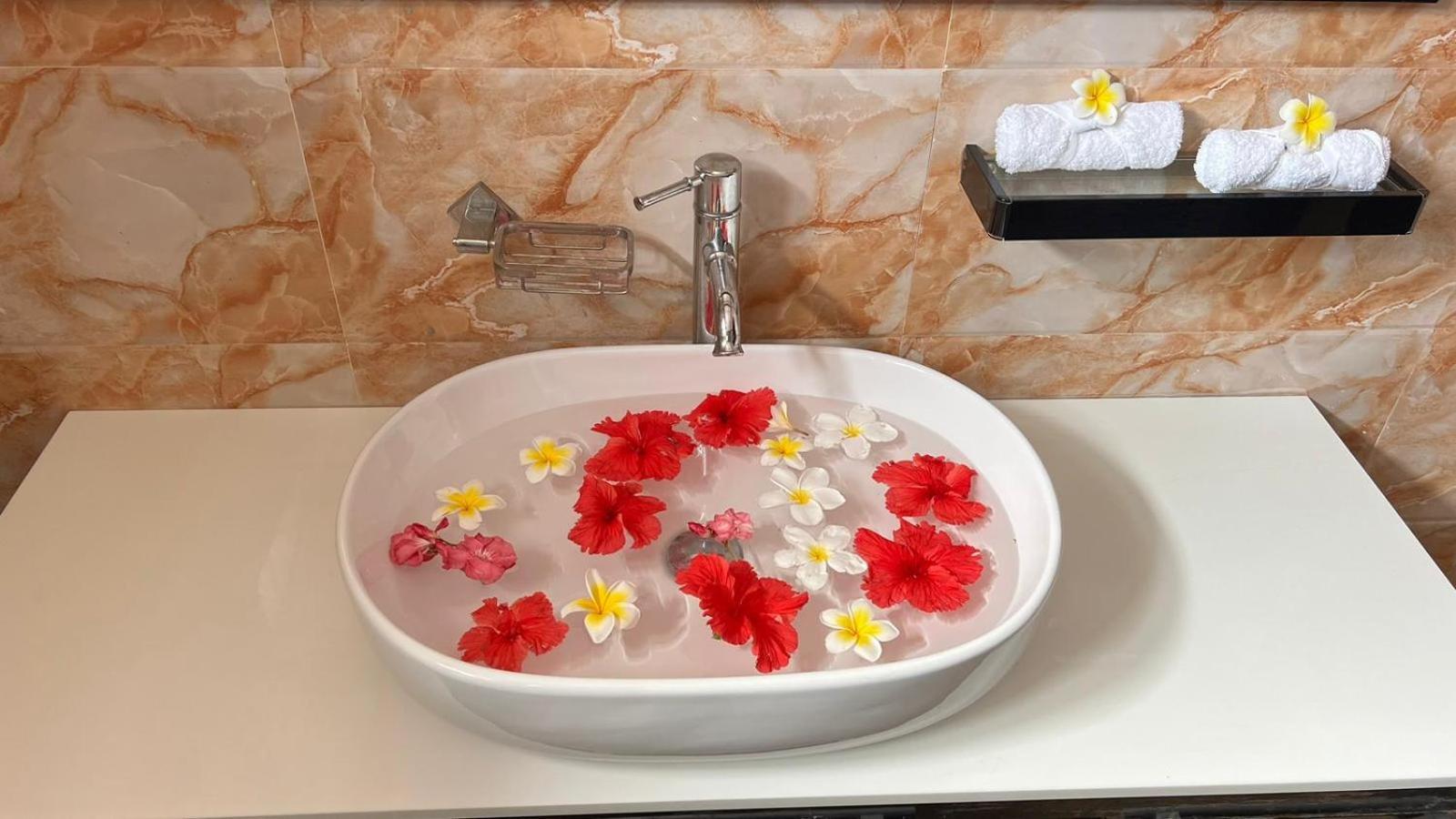 Hotell Skyport Zanzibar